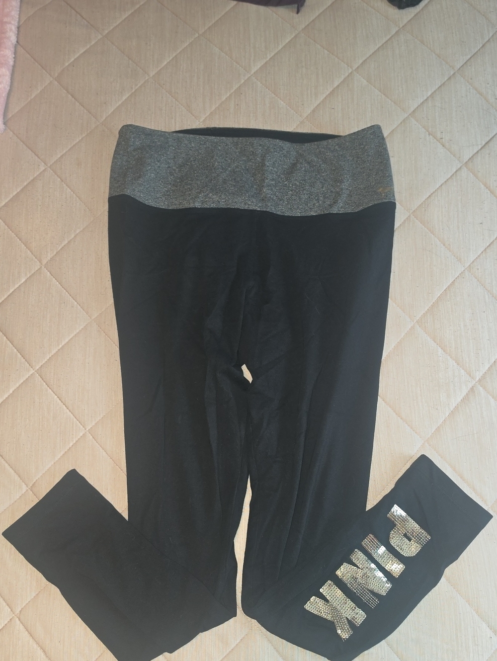 PINK Victoria's Secret Leggings L